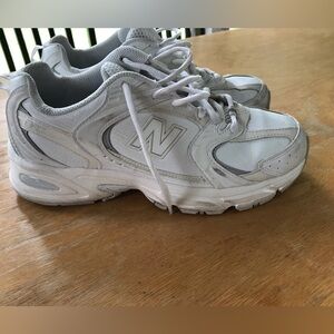 White New Balance 530s